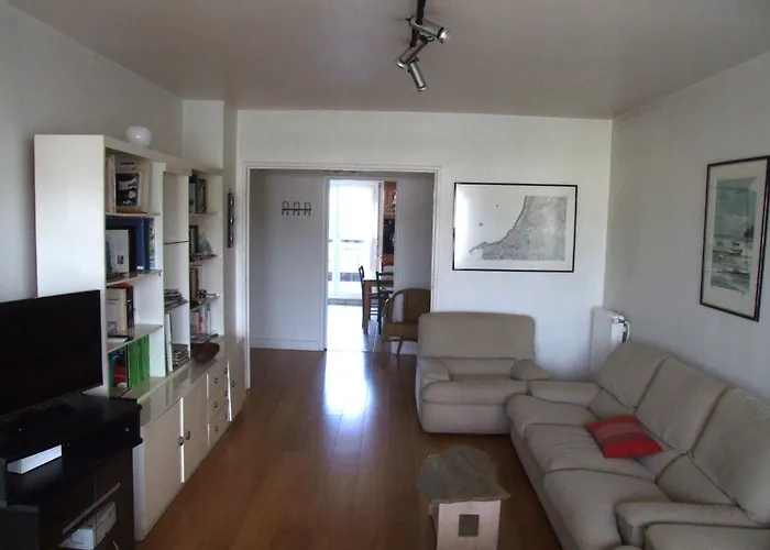 Dans Residence, Et Centre A Pied Apartman